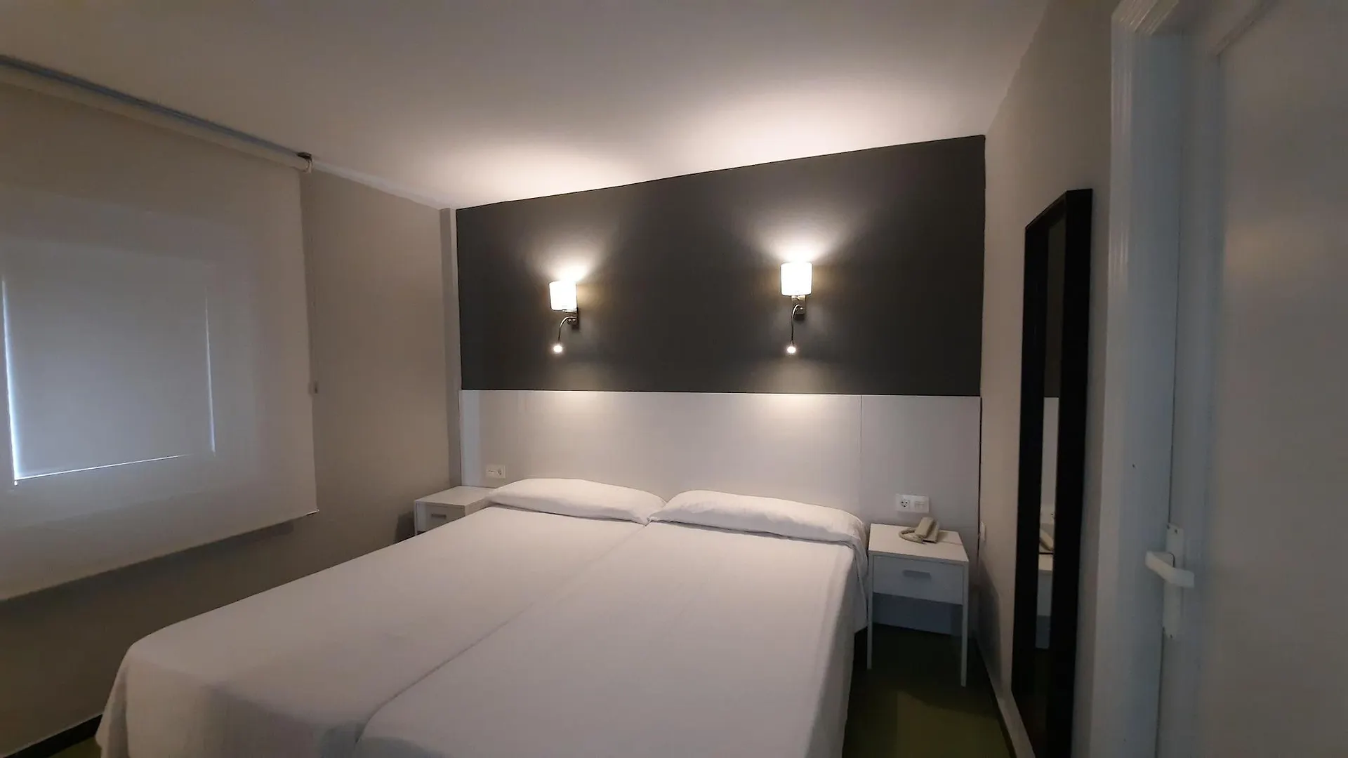 Apartamentos La Mineria Roquetas de Mar 0*,